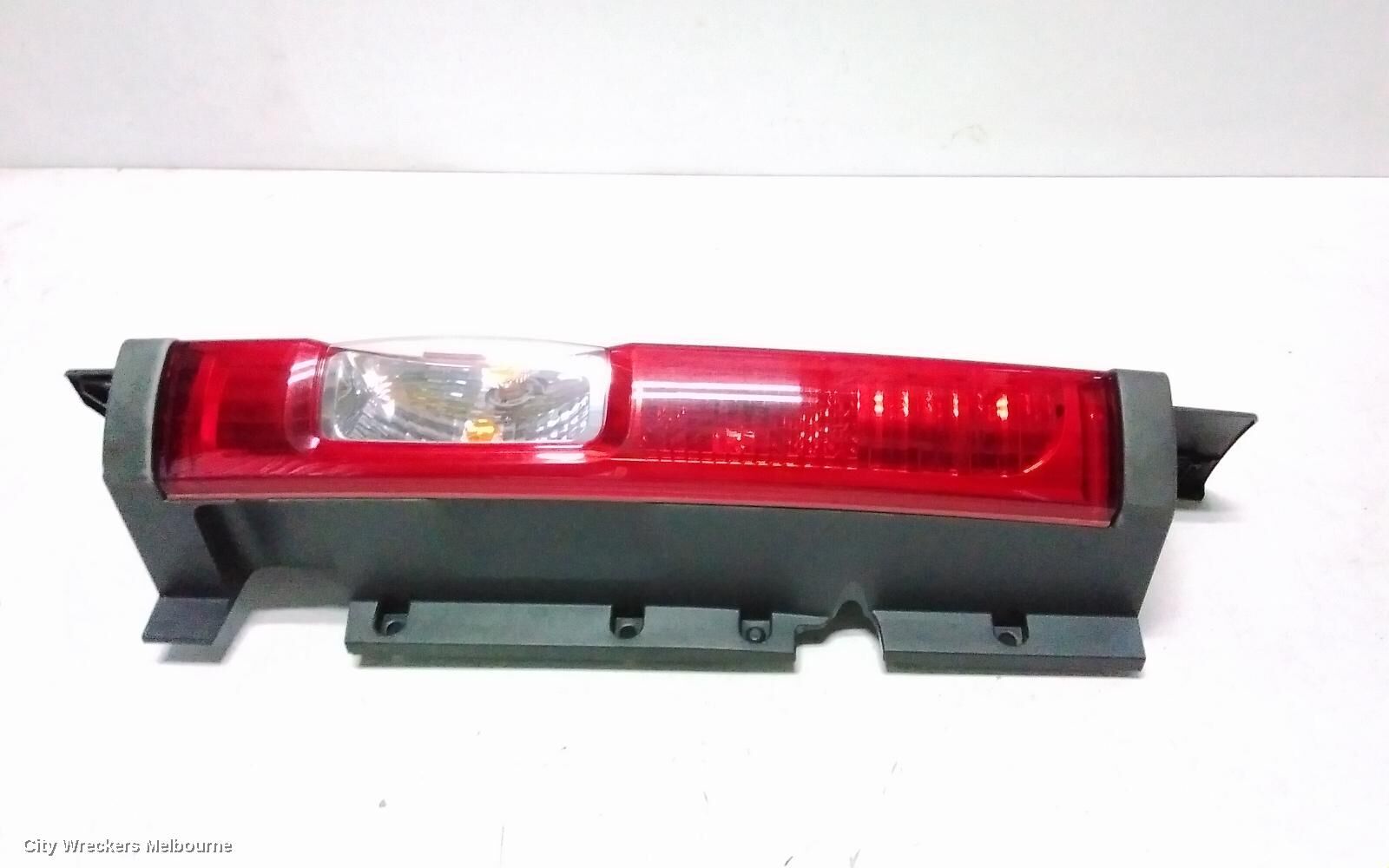 RENAULT TRAFIC 2008 Left Taillight