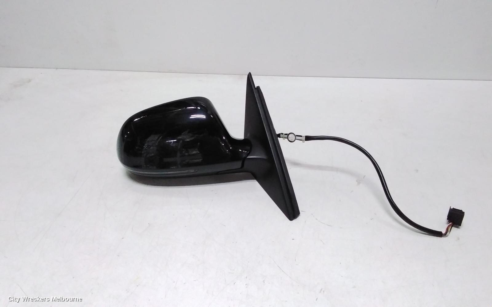 AUDI A4 2008 Right Door Mirror