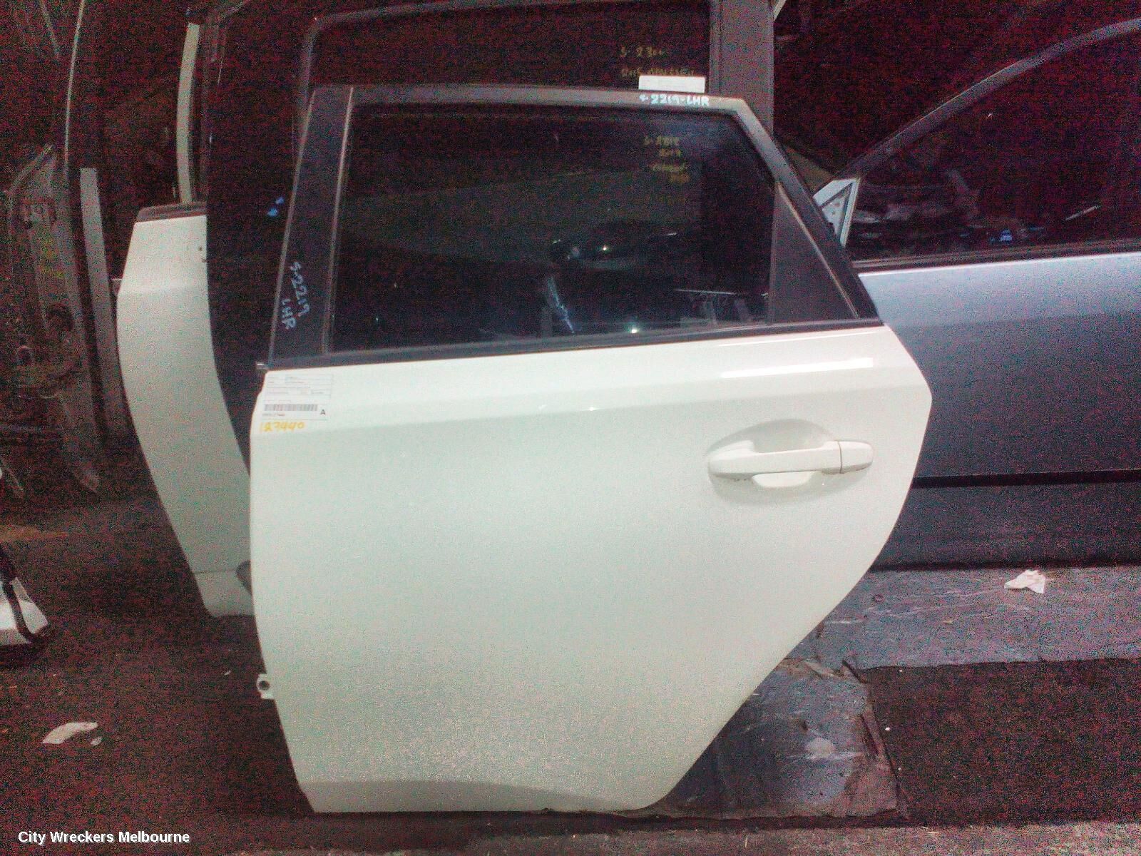TOYOTA COROLLA 2016 Left Rear Door/Sliding