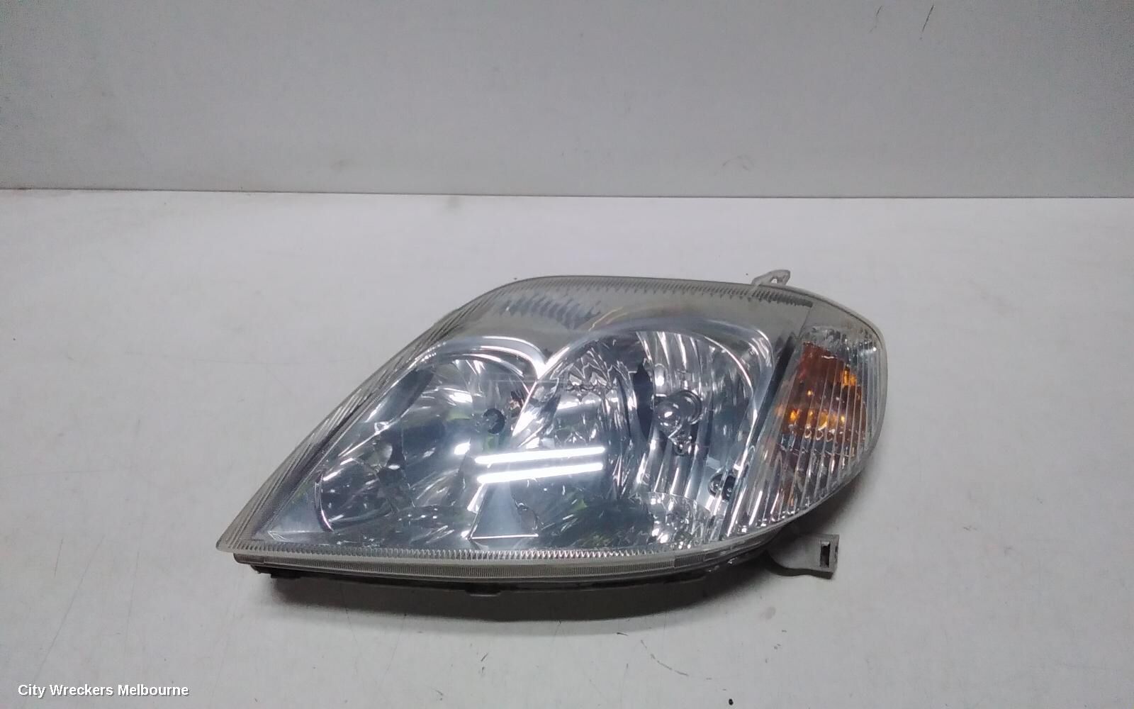 TOYOTA COROLLA 2006 Left Headlamp