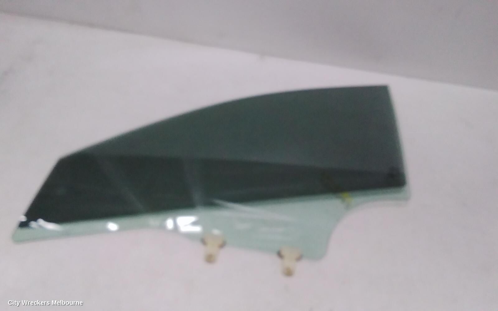 HYUNDAI KONA 2020 Left Front Door Window