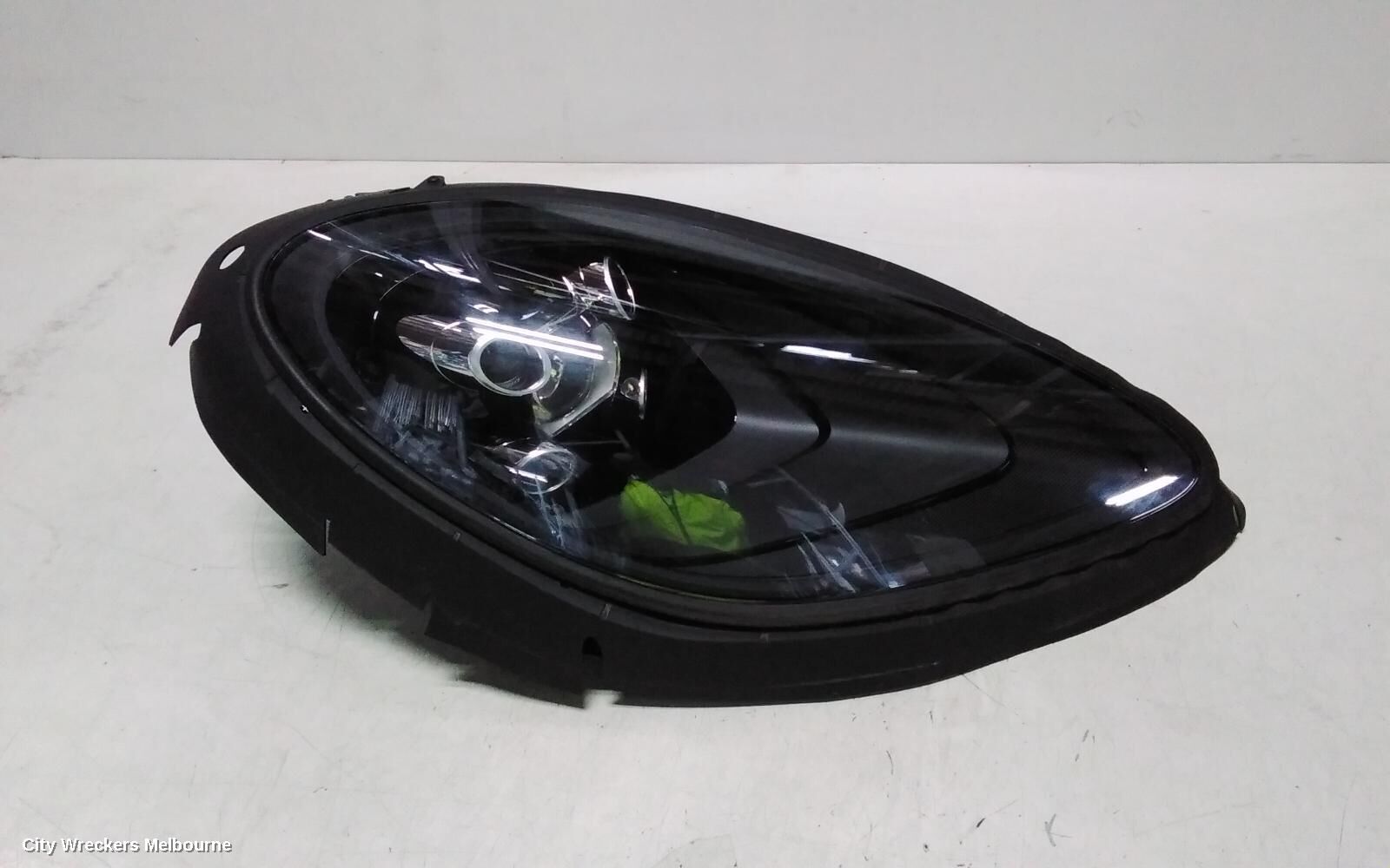 PORSCHE MACAN 2020 Right Headlamp