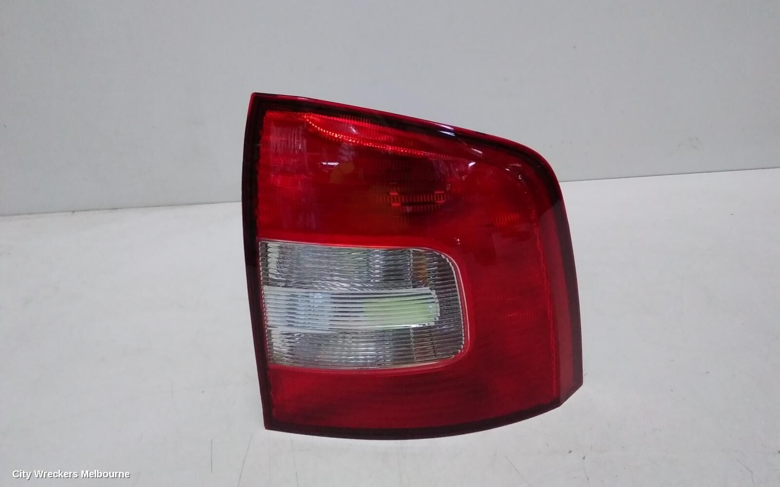 SKODA OCTAVIA 2011 Right Taillight
