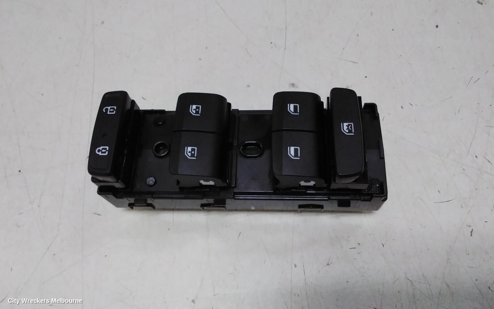HYUNDAI TUCSON 2021 Pwr Dr Wind Switch