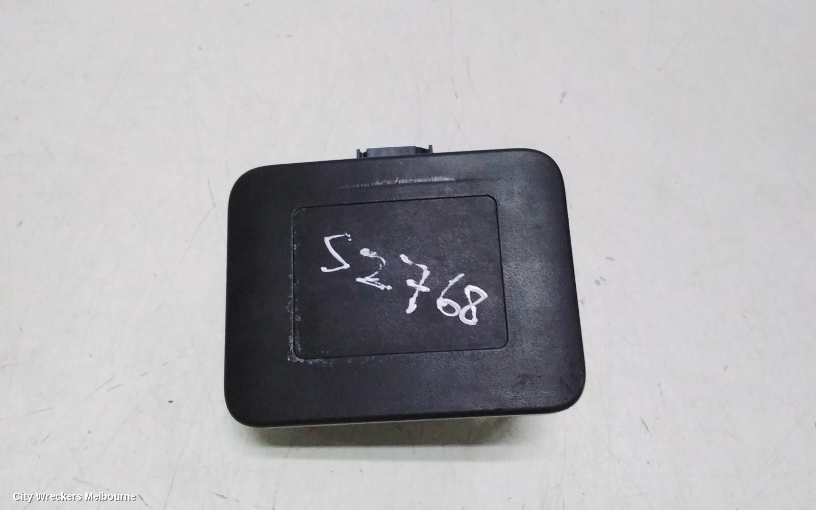 MG HS 2023 REVERSE_CAMERA