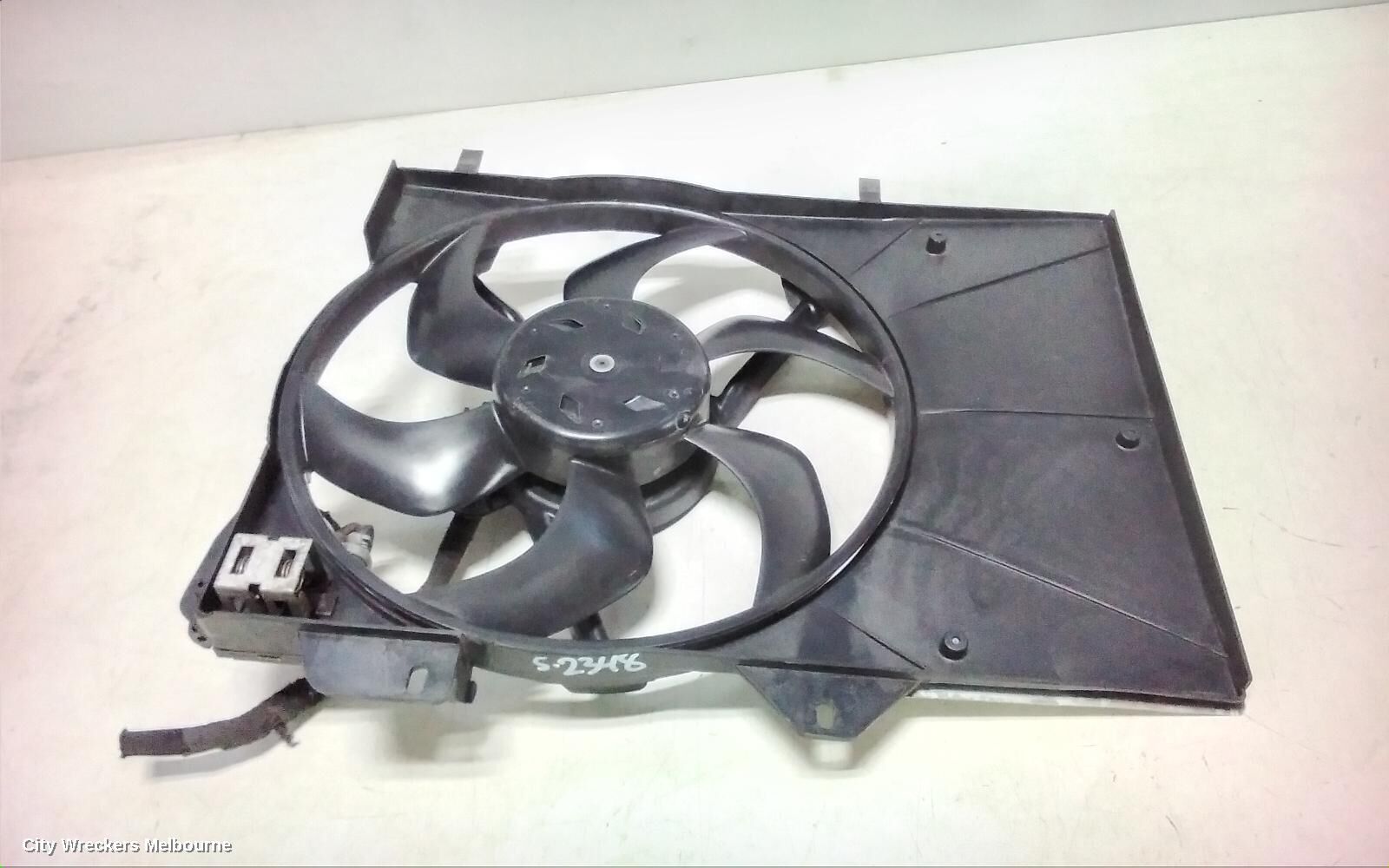 PEUGEOT 208 2015 Fan