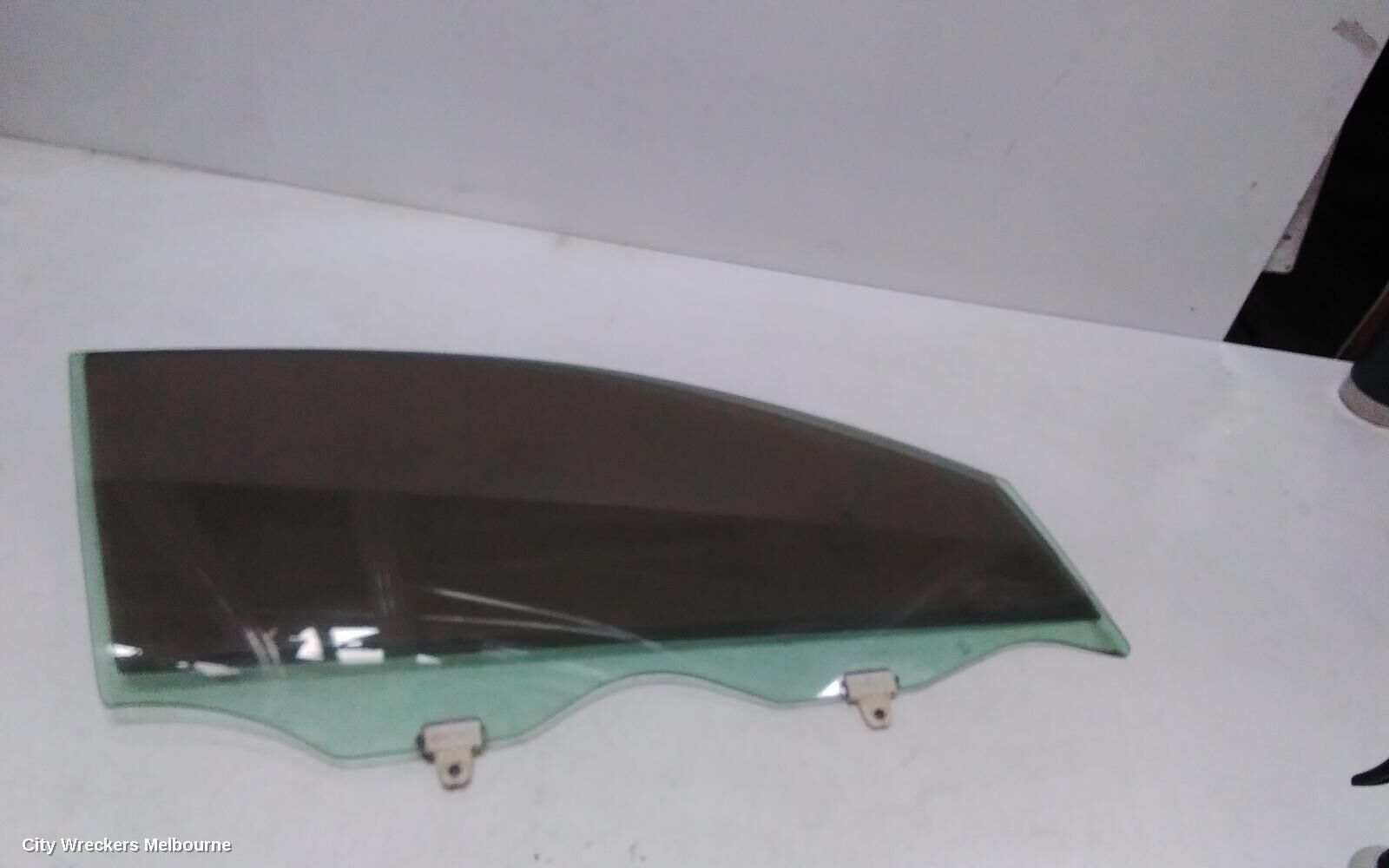 NISSAN MAXIMA 2005 Right Front Door Window