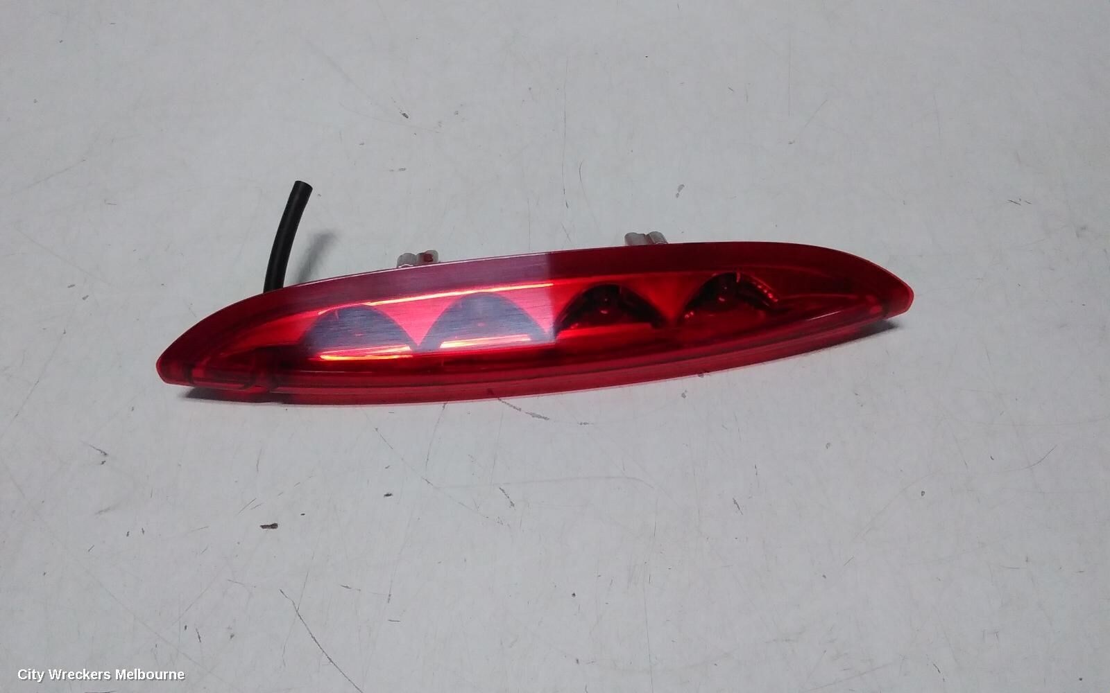 PEUGEOT 208 2015 High Level Stoplight