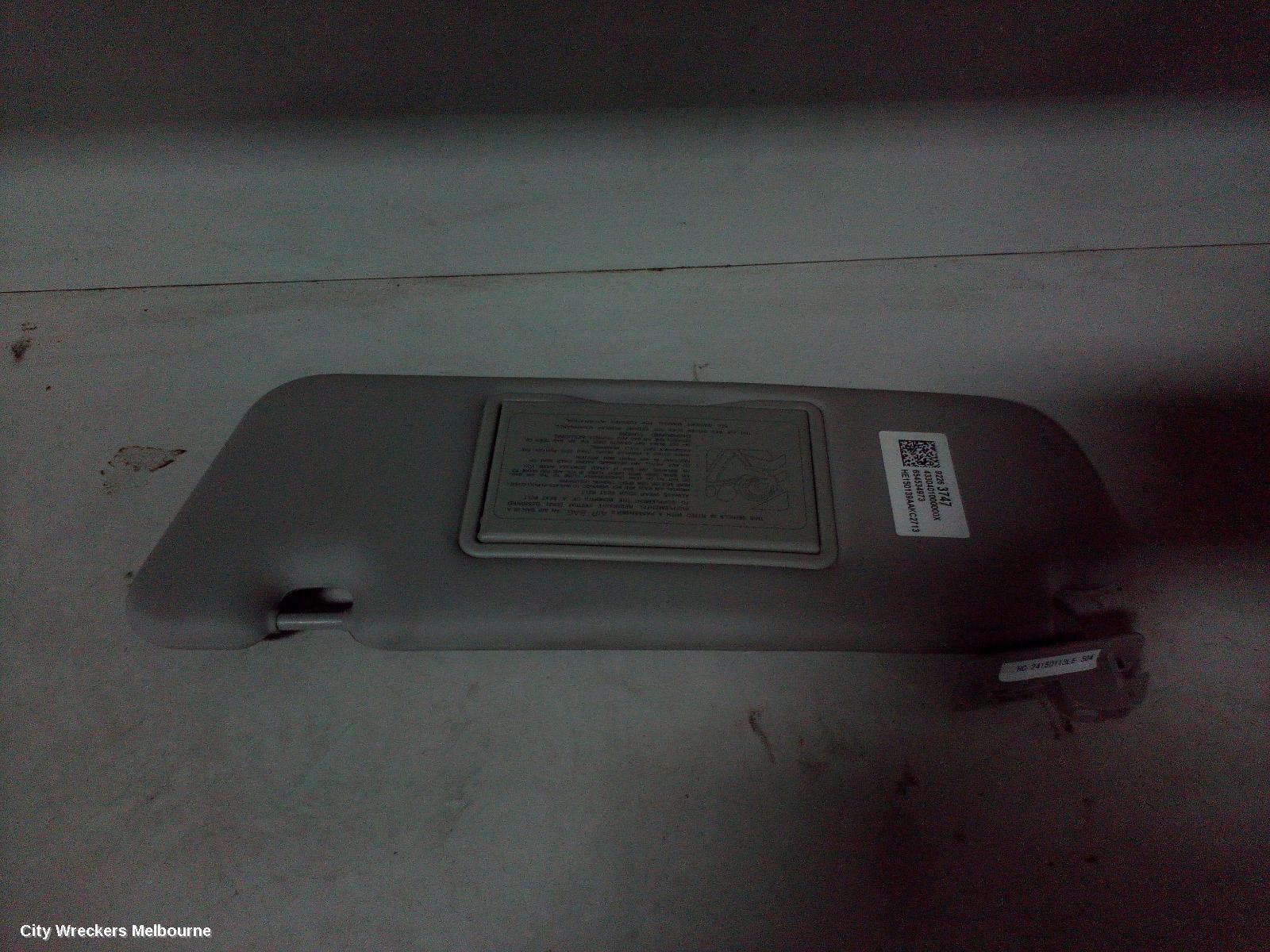 HOLDEN COMMODORE 2015 Sunvisor