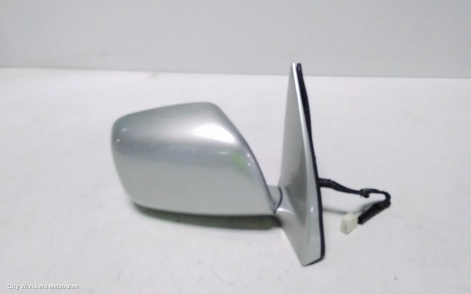TOYOTA KLUGER 2006 Right Door Mirror