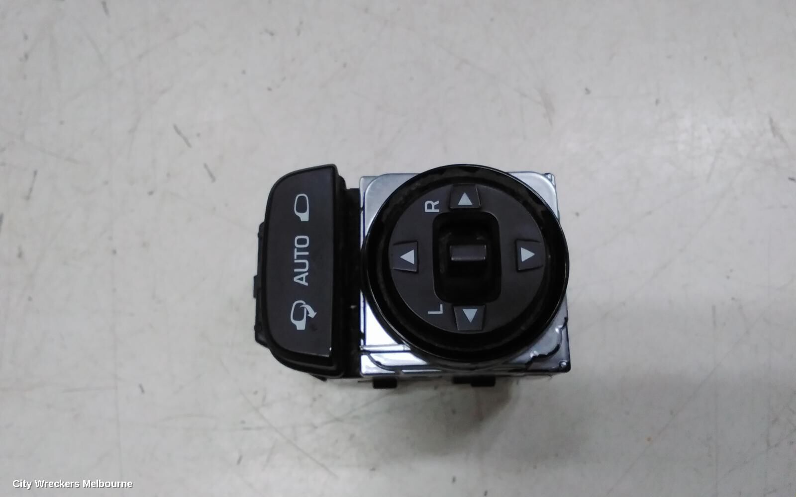 HYUNDAI SONATA 2015 Misc Switch/Relay