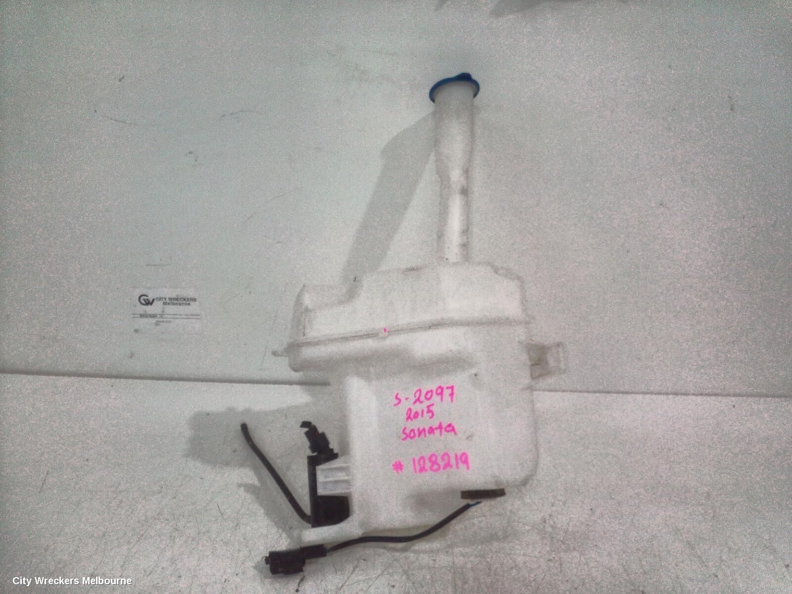 HYUNDAI SONATA 2015 Washer Bottle