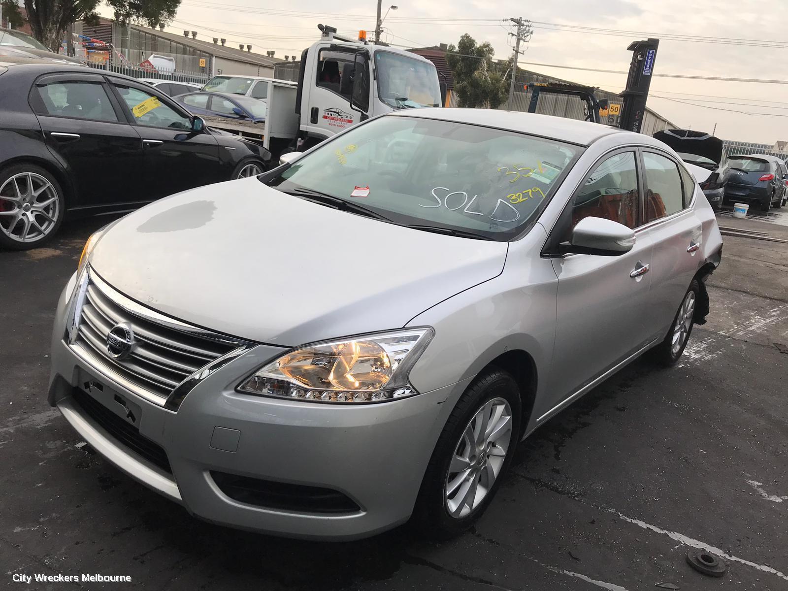 NISSAN PULSAR 2016 Left Rear Door/Sliding