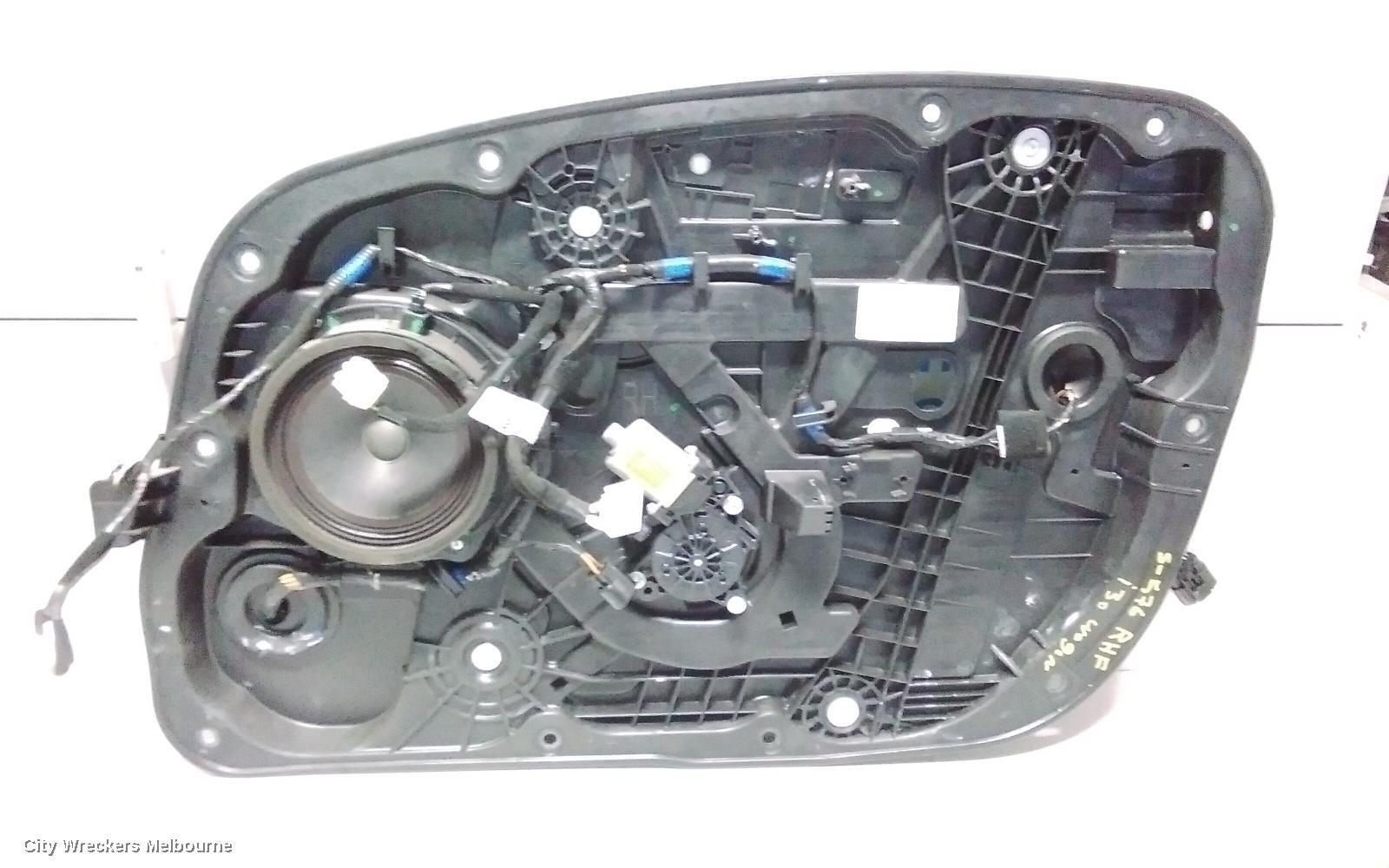 HYUNDAI I30 2016 Right Front Window Reg/Motor