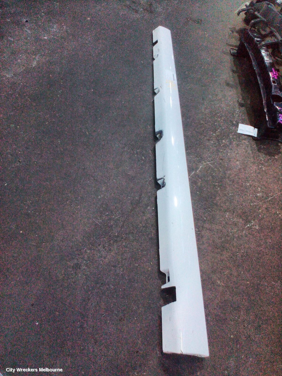 CHRYSLER 300C 2016 Side Step/Skirt