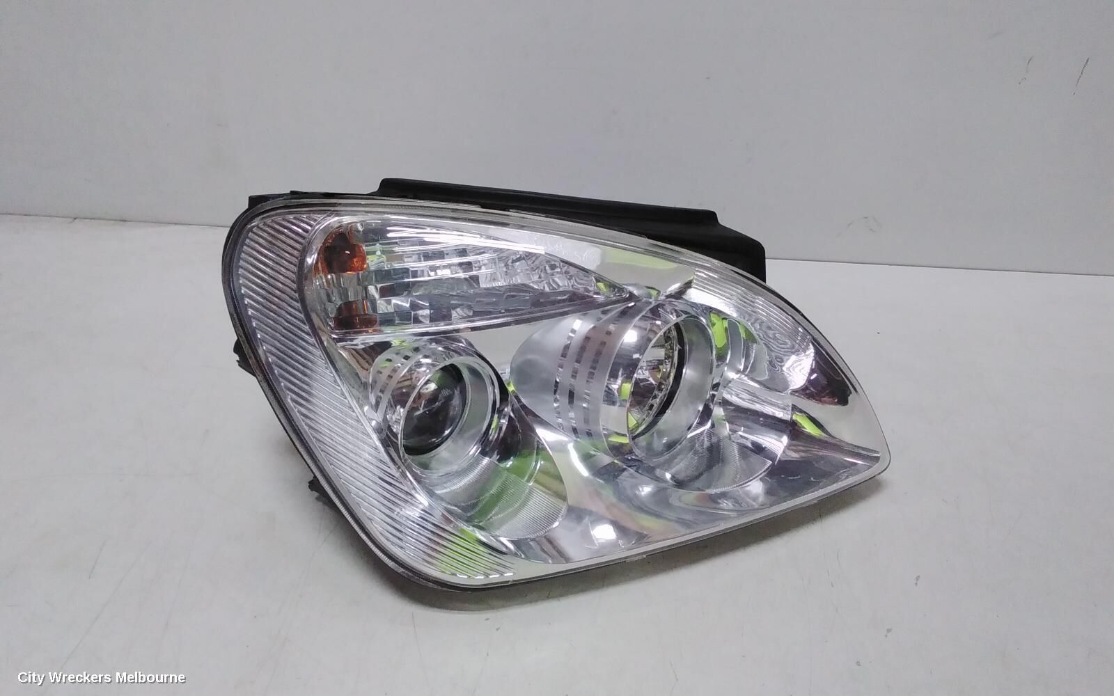 KIA RONDO 2007 Right Headlamp