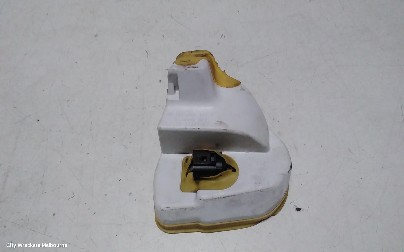 VOLKSWAGEN CADDY 2017 Door/Boot/Gate Lock