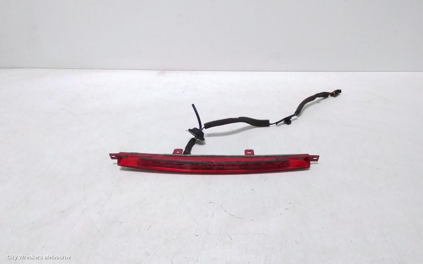 HYUNDAI VELOSTER 2012 High Level Stoplight