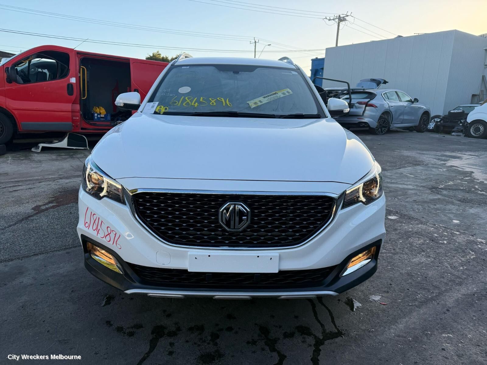 MG ZS 2022 High Level Stoplight