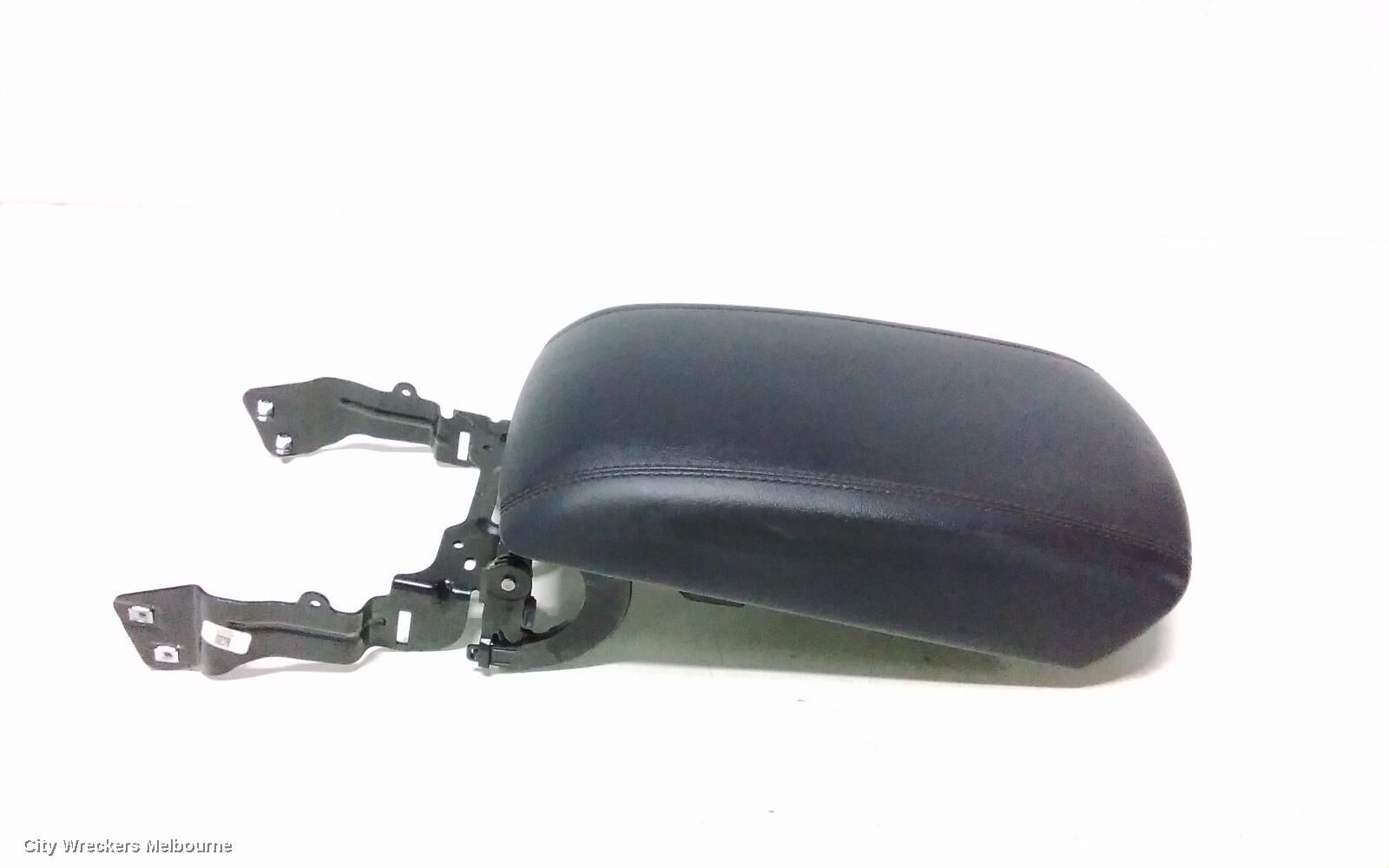 FORD ENDURA 2019 Console