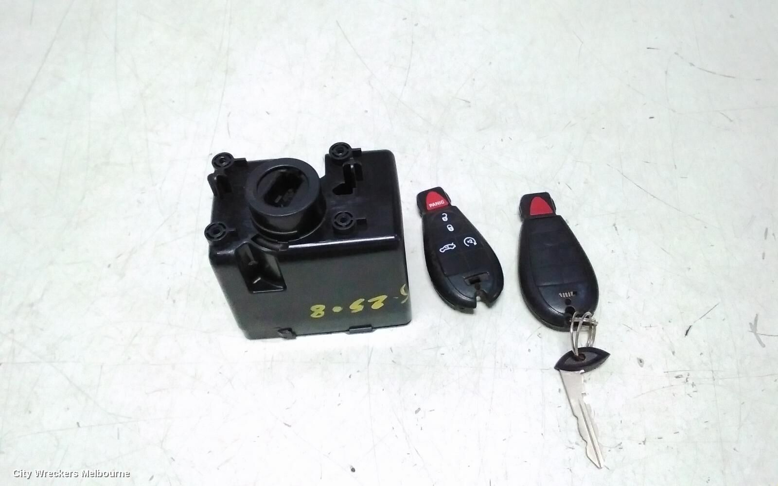 CHRYSLER 300C 2010 Ignition W/ Key