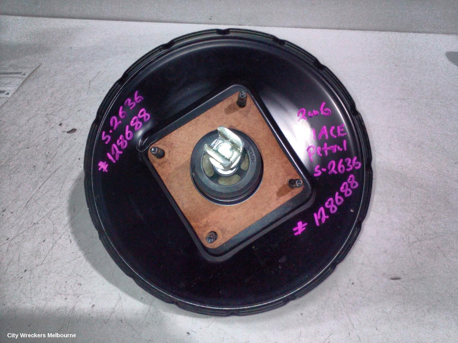 TOYOTA HIACE 2006 Brake Booster