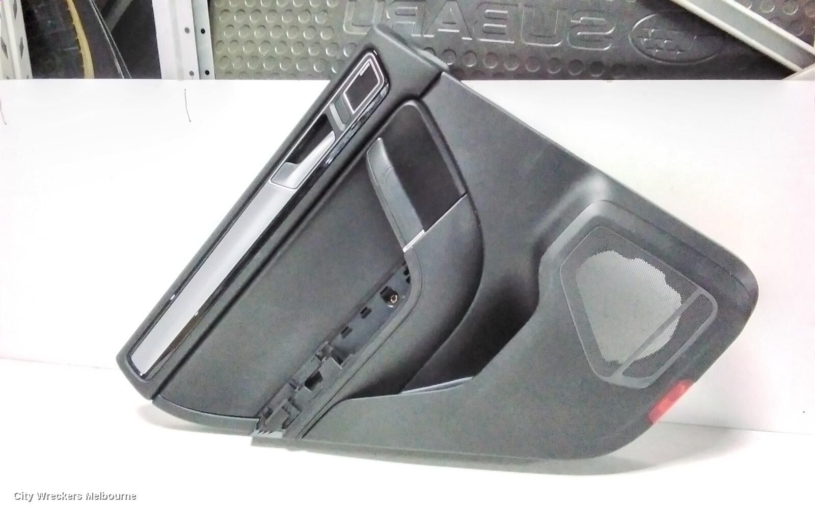 VOLKSWAGEN TOUAREG 2017 Door Trim