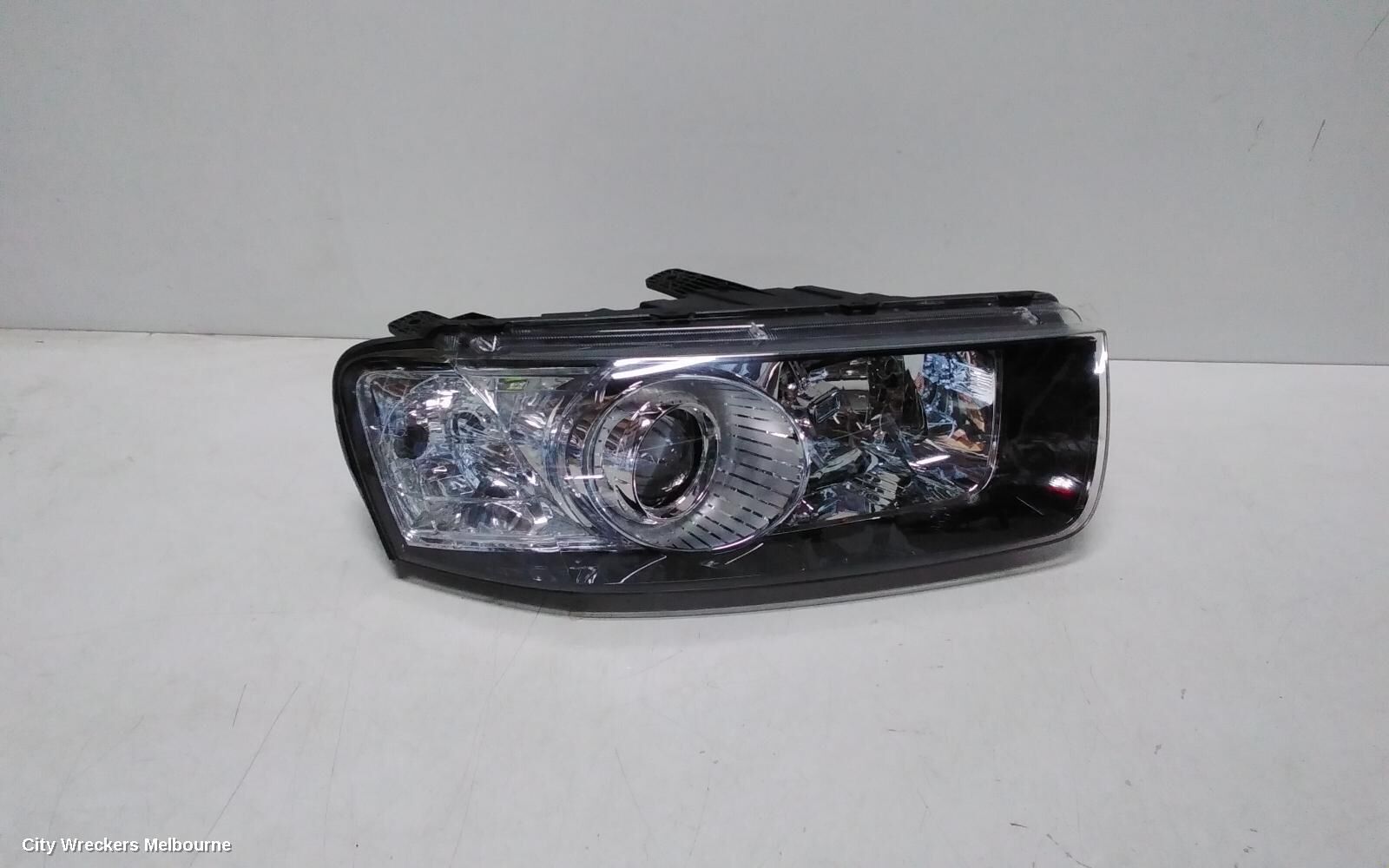 HOLDEN CAPTIVA 2013 Right Headlamp