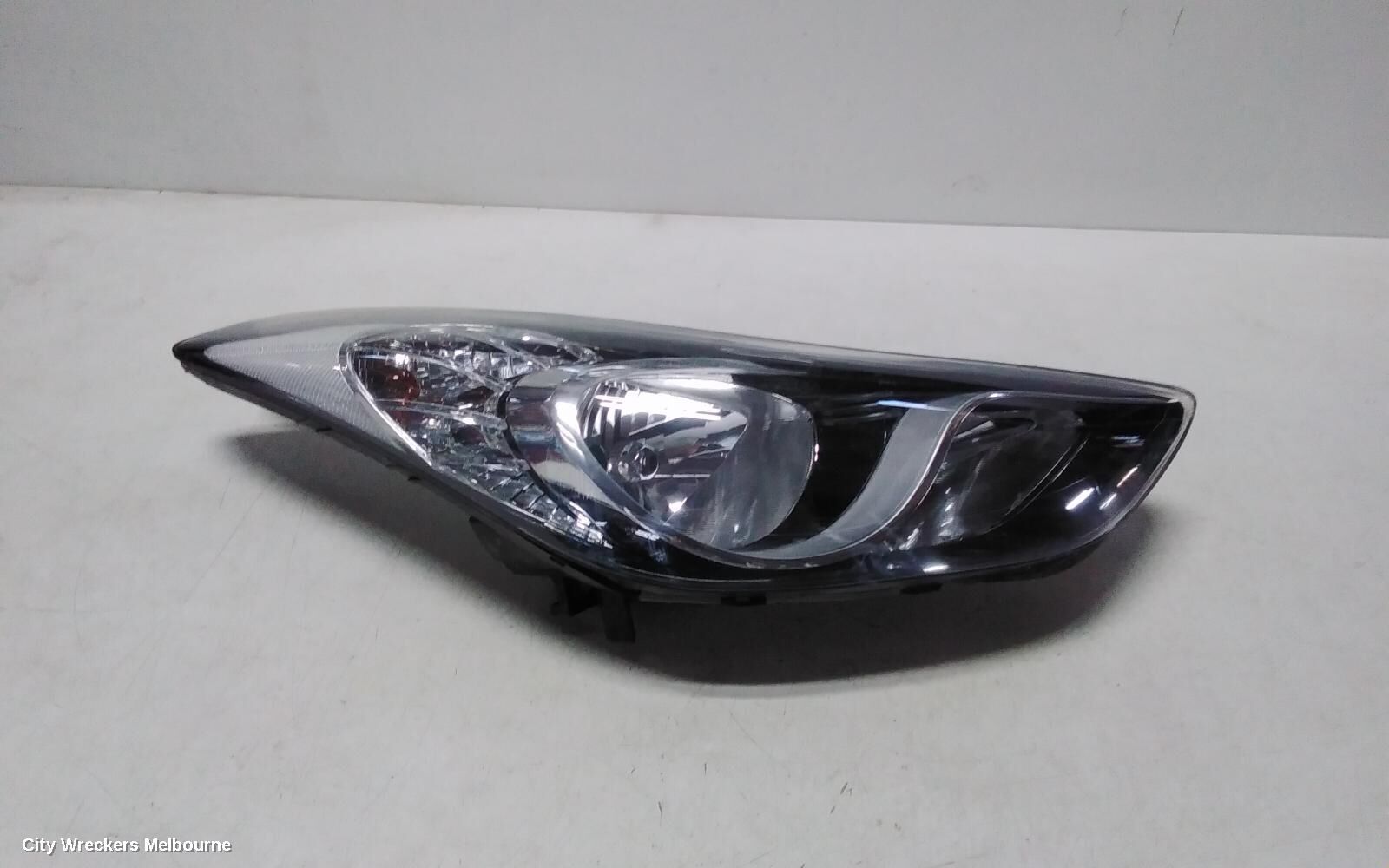 HYUNDAI ELANTRA 2013 Right Headlamp