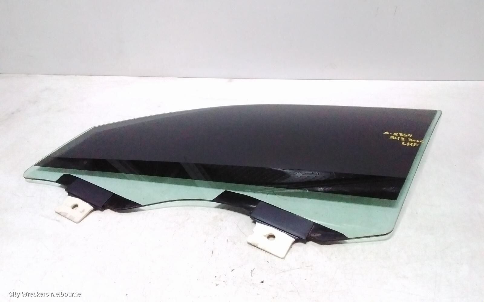 CHRYSLER 300C 2013 Left Front Door Window