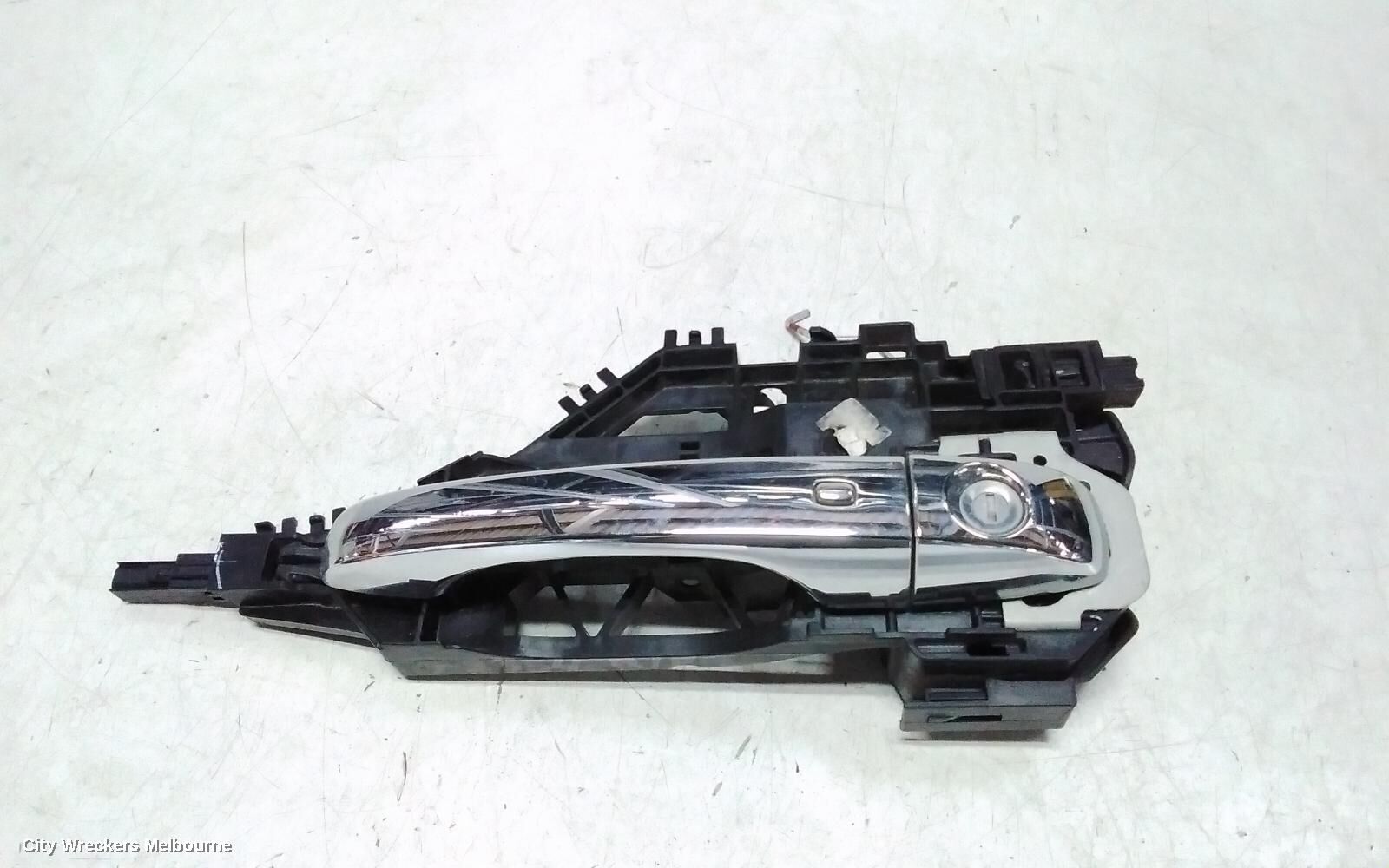 CHRYSLER 300C 2013 Door Handle