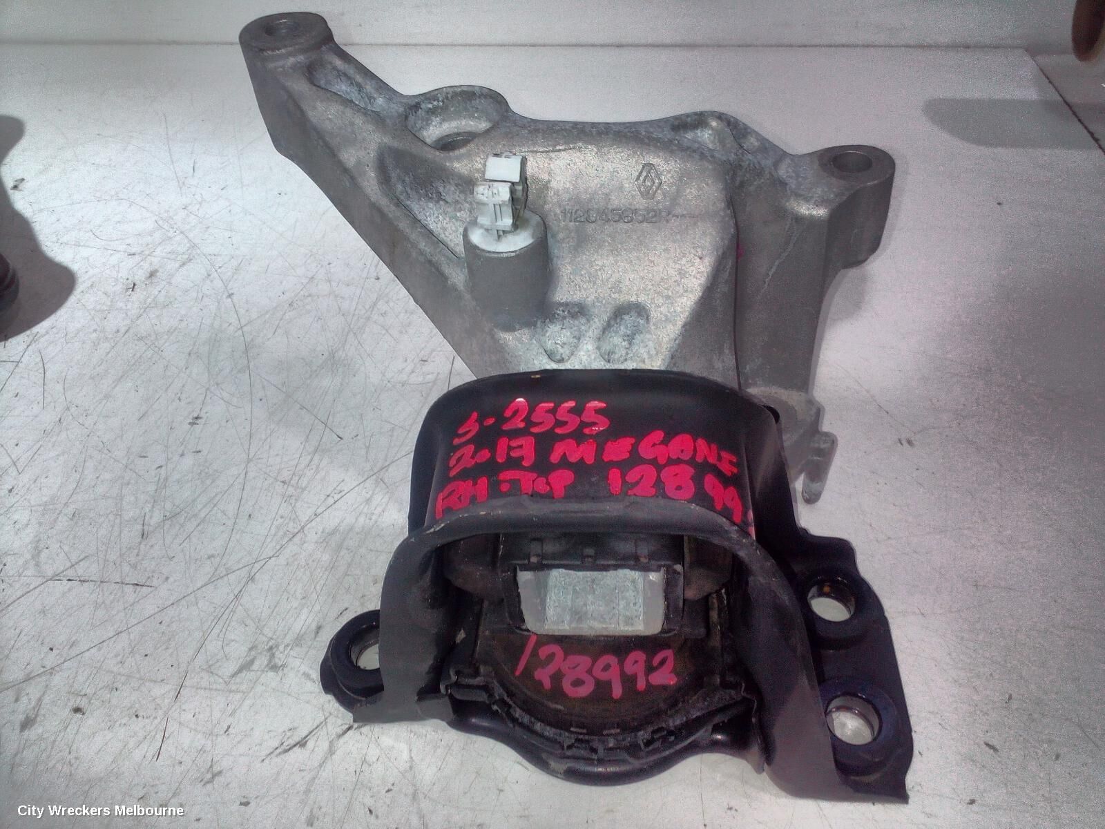 RENAULT MEGANE 2017 Mount