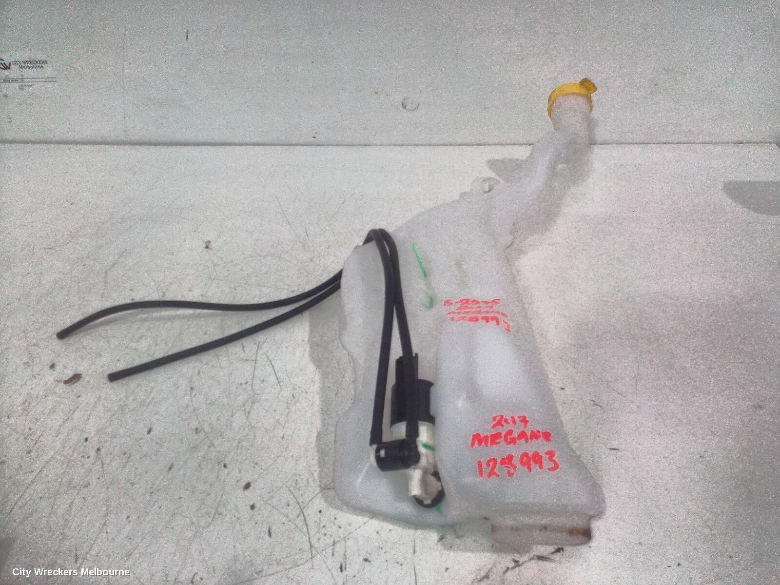 RENAULT MEGANE 2017 Washer Bottle