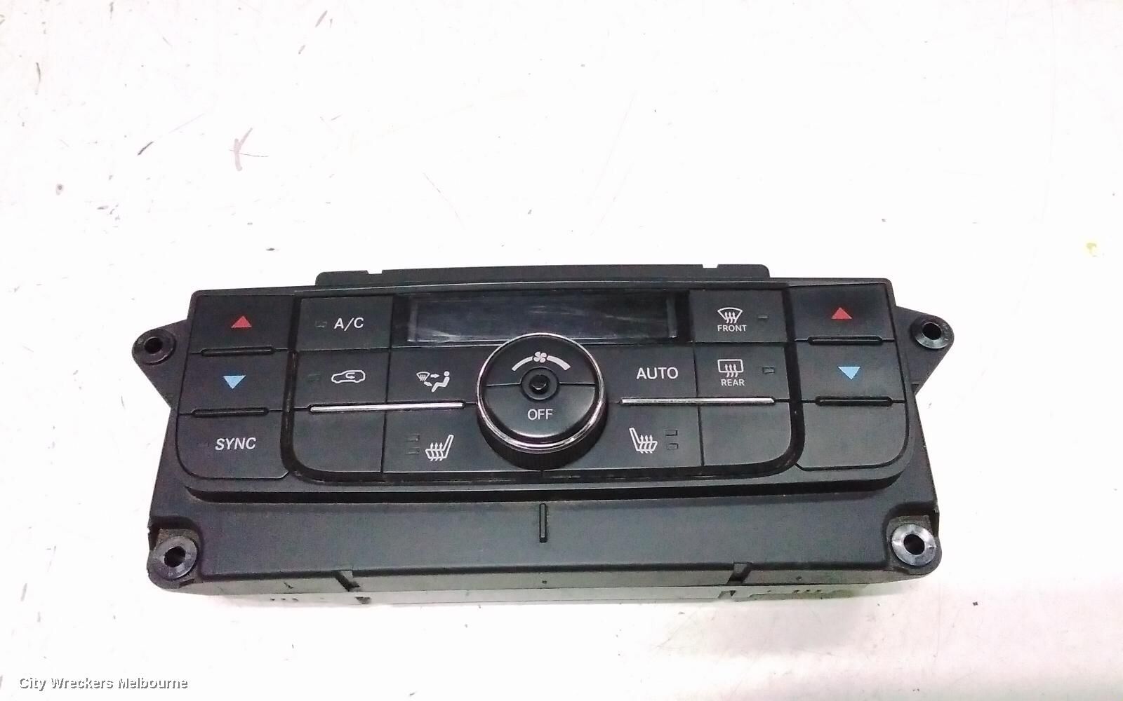 JEEP GRANDCHEROKEE 2011 Heater/Ac Controls