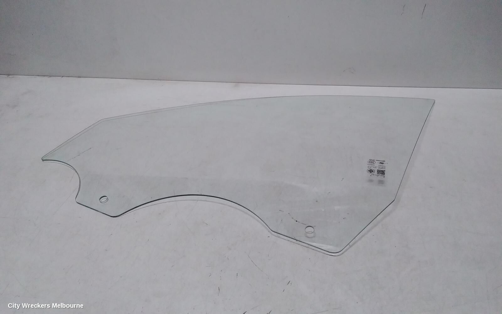 MG HS 2023 Left Front Door Window