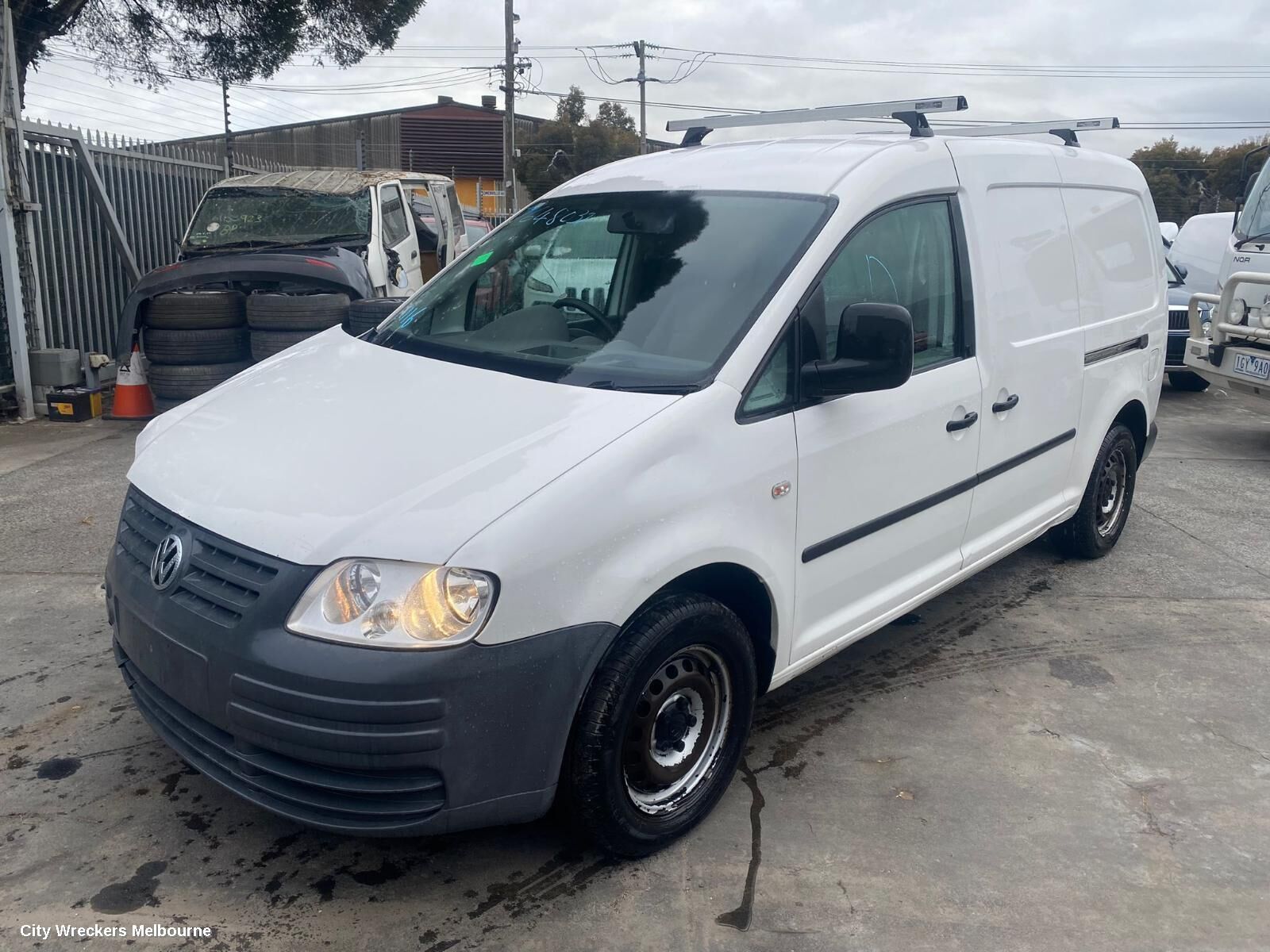 VOLKSWAGEN CADDY 2009 Door Handle