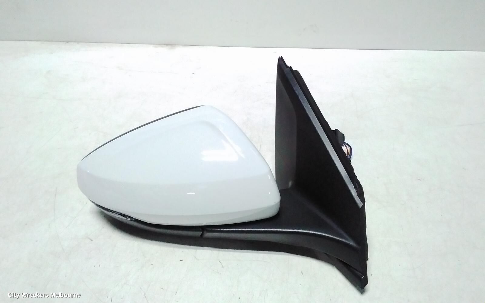 VOLKSWAGEN POLO 2024 Right Door Mirror