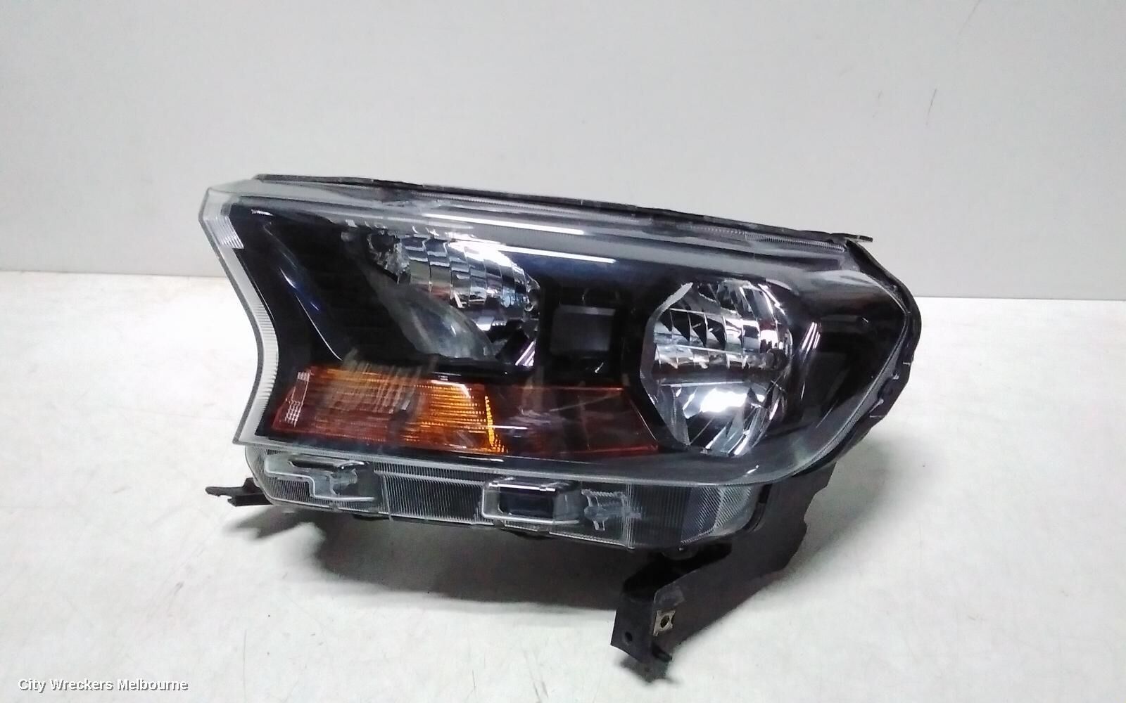 FORD RANGER 2015 Left Headlamp