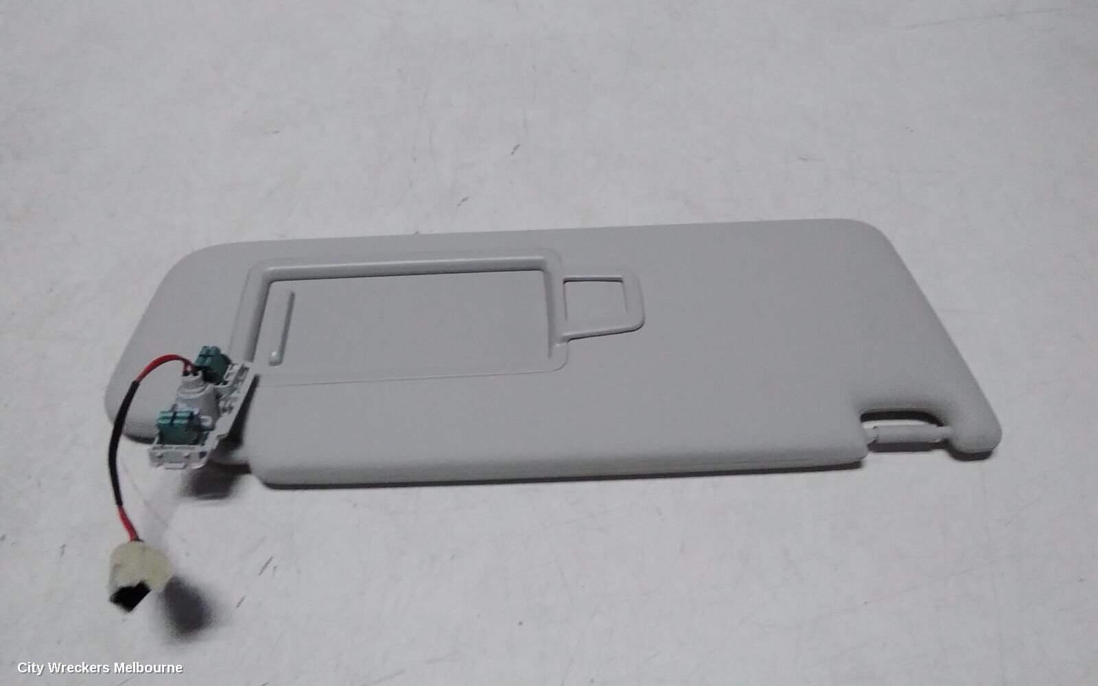 VOLKSWAGEN POLO 2024 Sunvisor