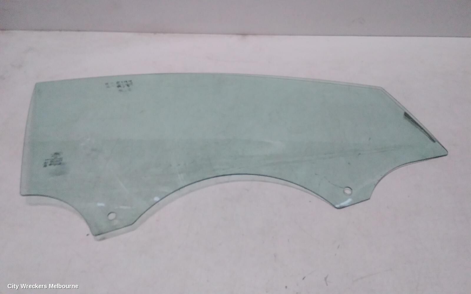 FORD FOCUS 2012 Right Front Door Window