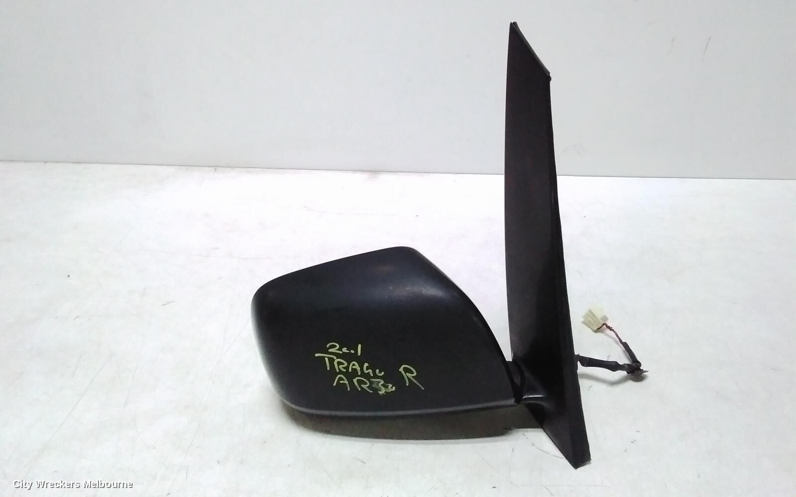 TOYOTA TARAGO 2001 Right Door Mirror