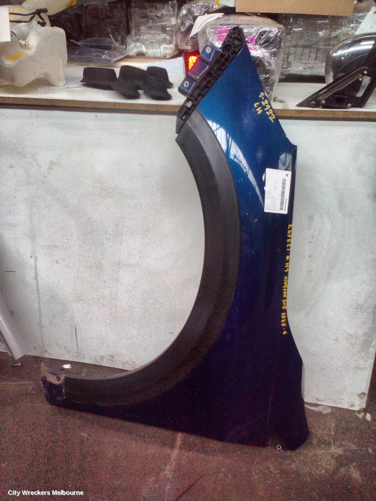 SUBARU OUTBACK 2015 Left Guard