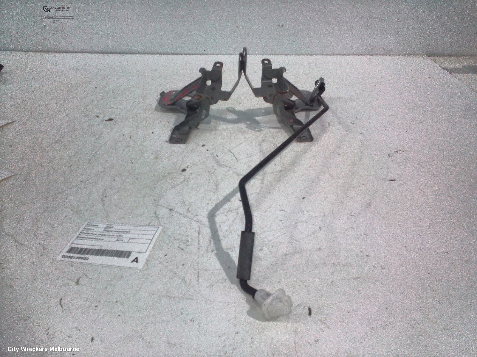 HONDA JAZZ 2015 Bonnet Hinge/Strut