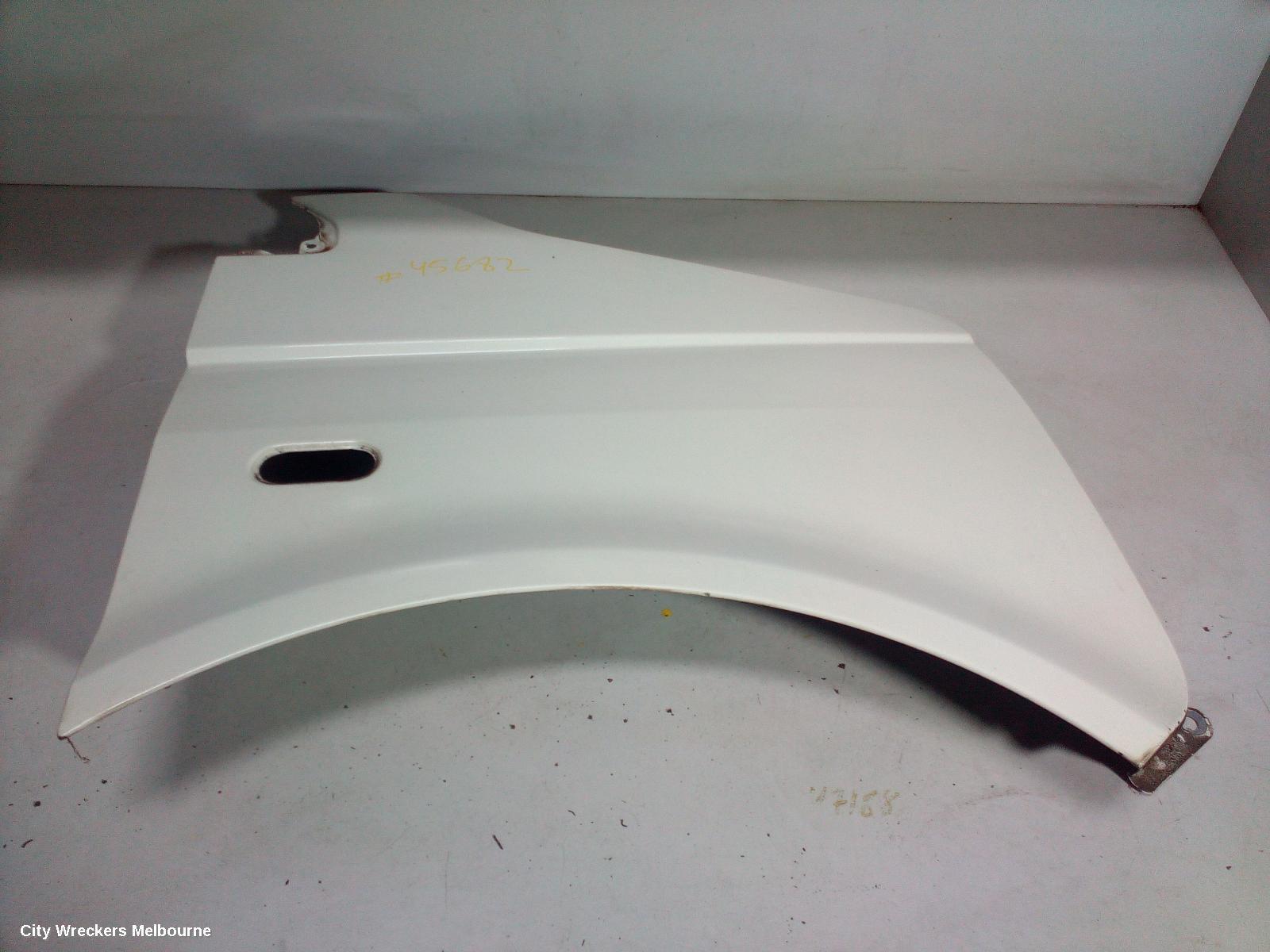 VOLKSWAGEN TRANSPORTER 2007 Right Guard