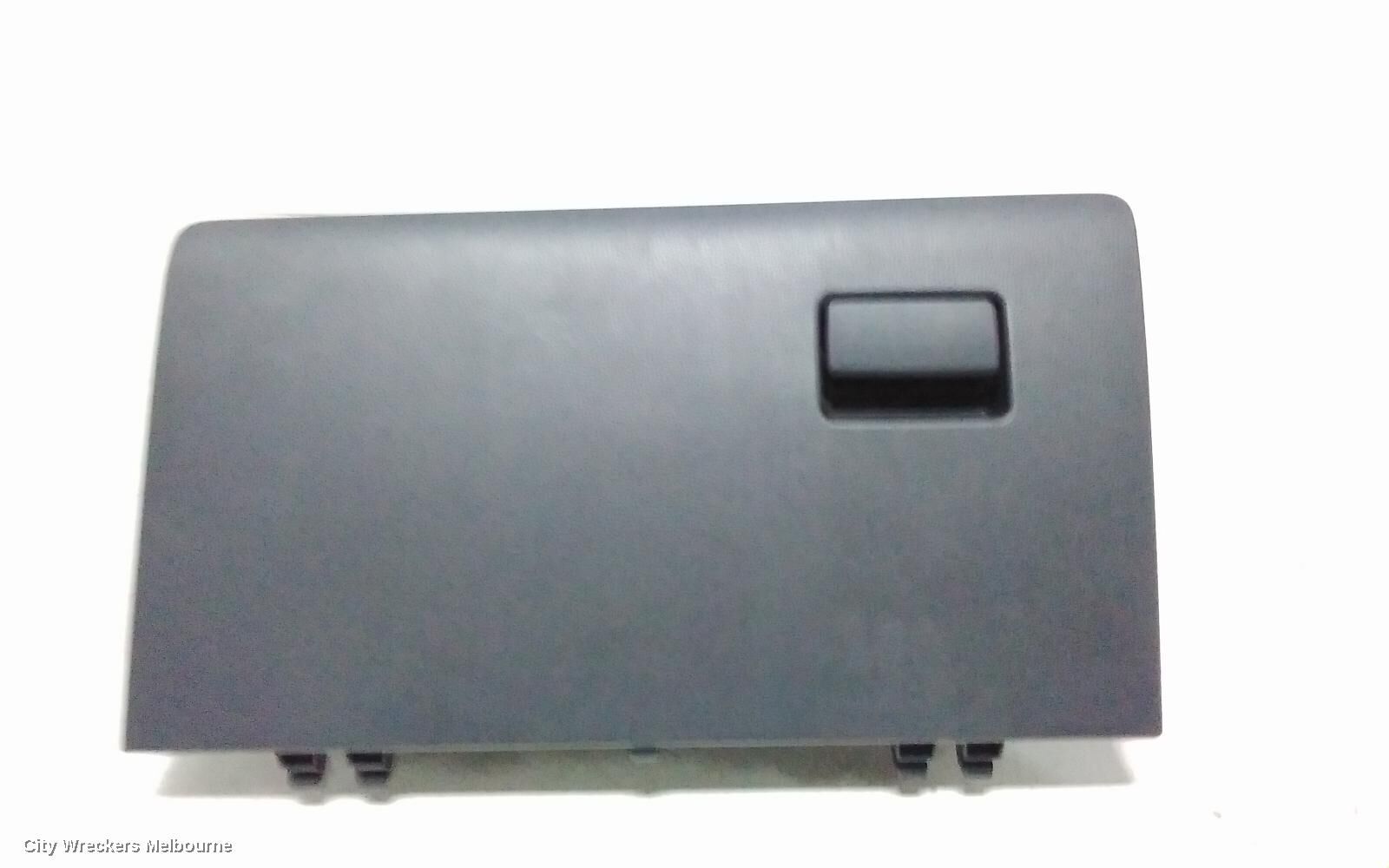TOYOTA RAV4 2020 Glove Box