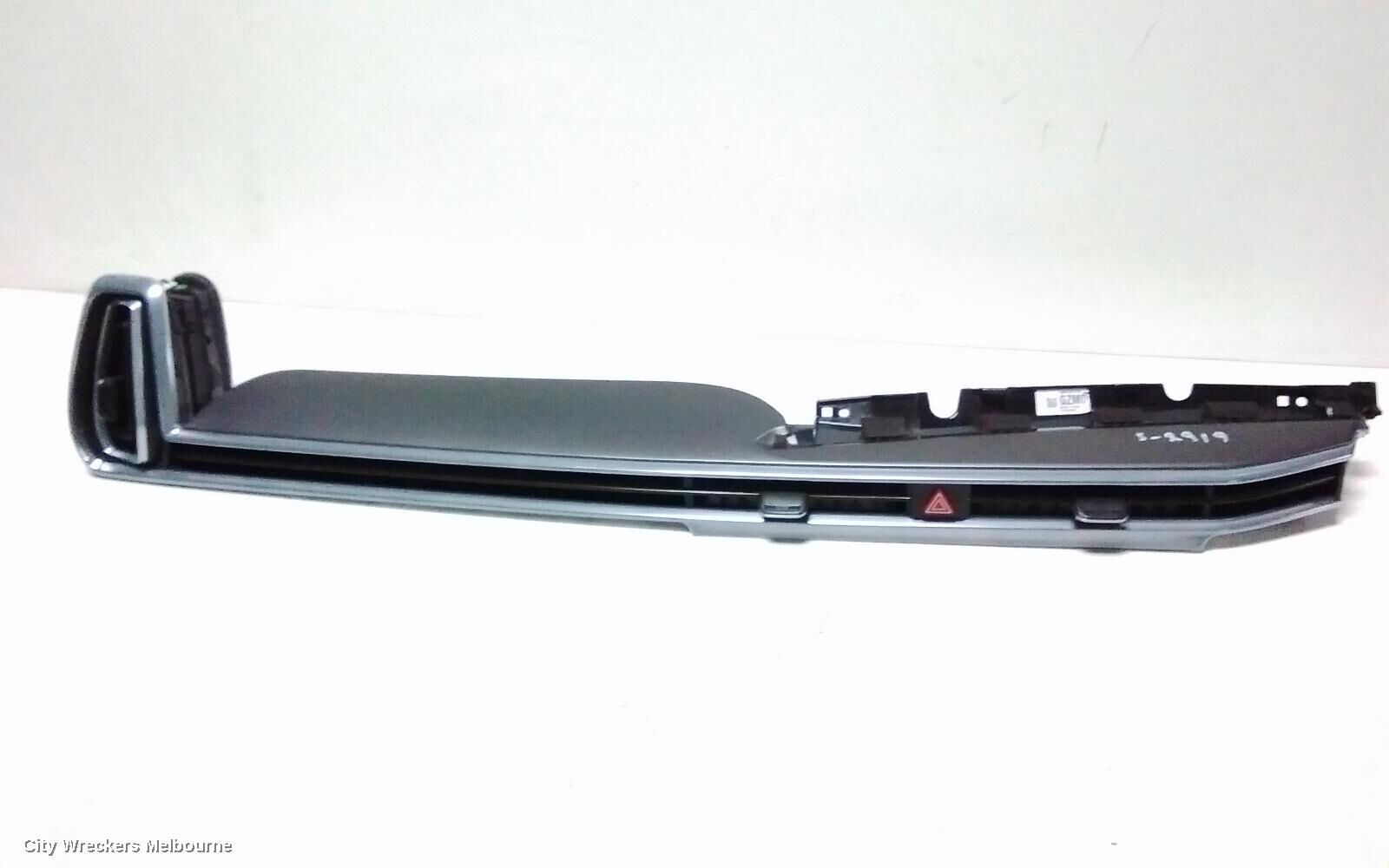 KIA SORENTO 2024 Trim Panel