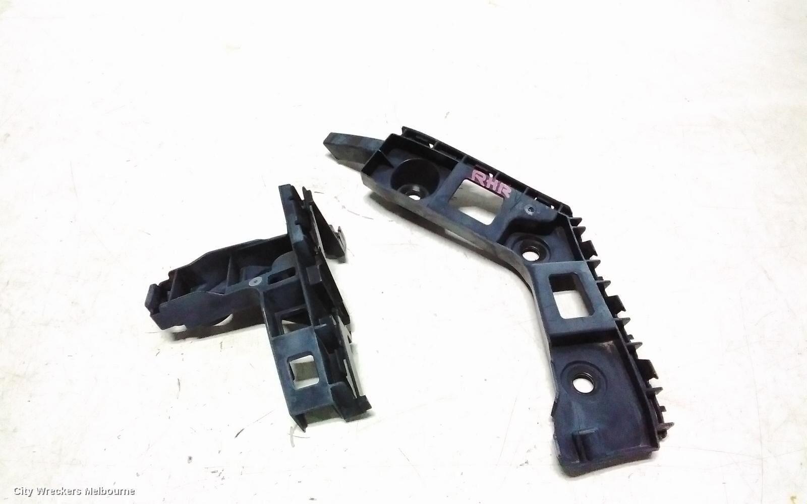 VOLKSWAGEN GOLF 2018 Misc Bracket
