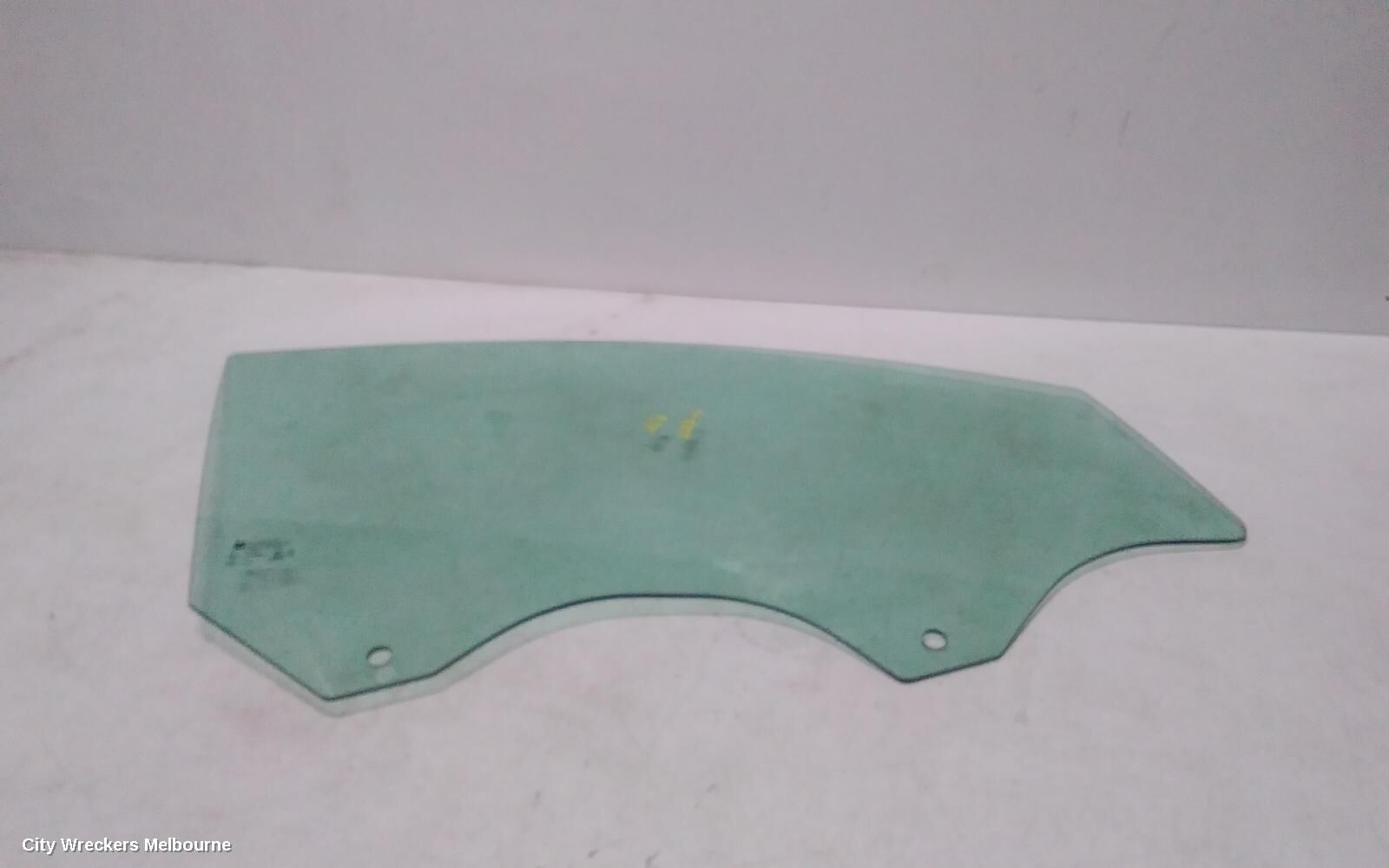 HOLDEN EQUINOX 2020 Right Front Door Window