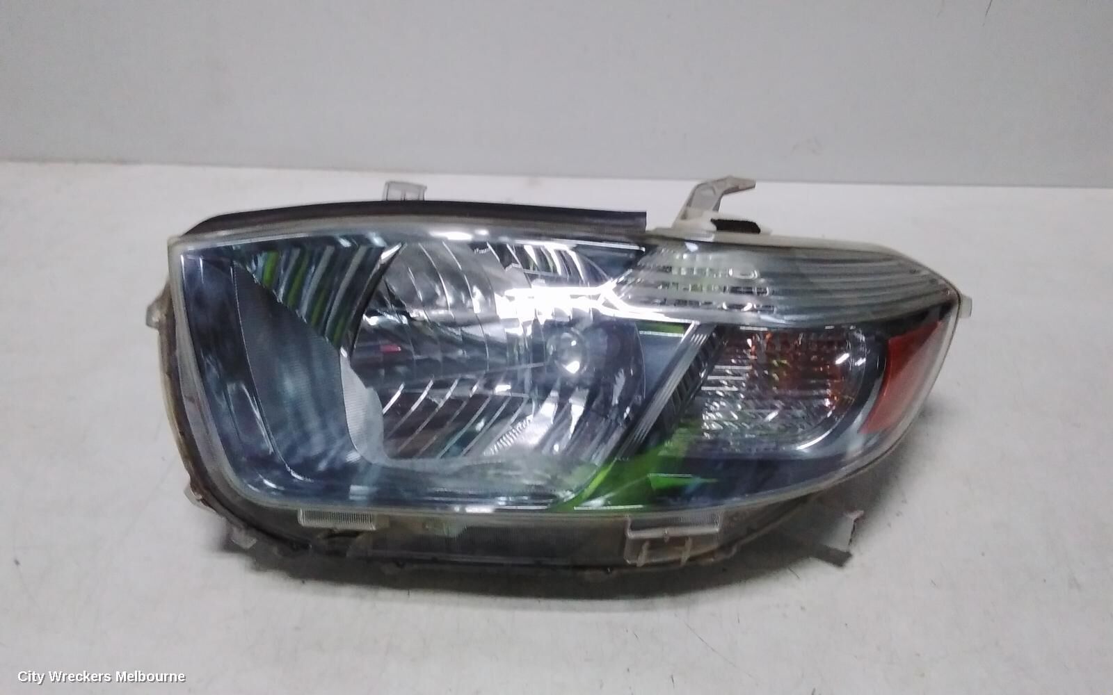 TOYOTA KLUGER 2008 Left Headlamp