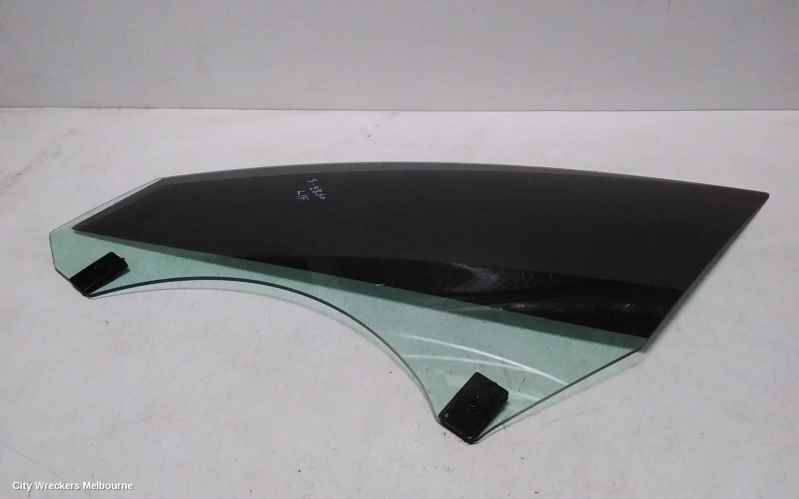 TESLA MODEL 3 2021 Left Front Door Window